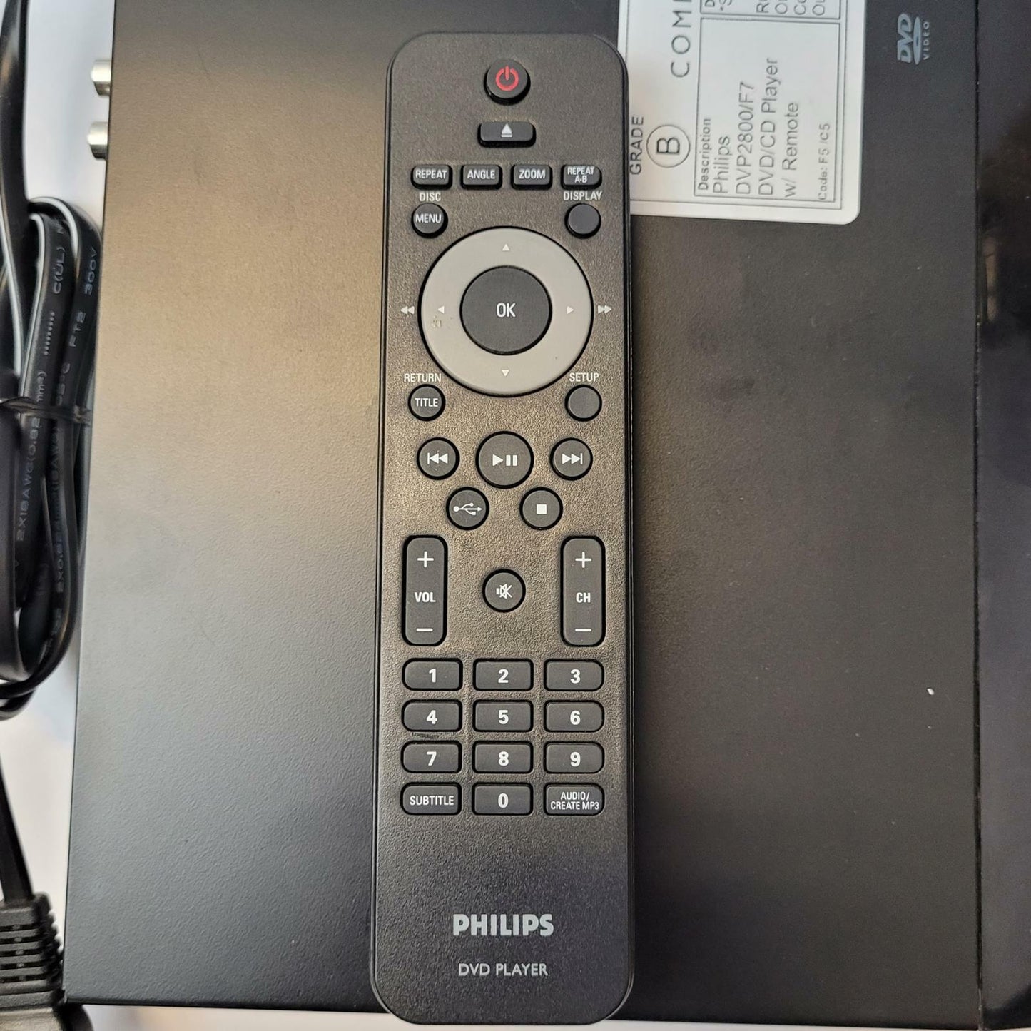 PHILIPS DVP2800/F7 DVD/CD Player w/ Remote | Grade B