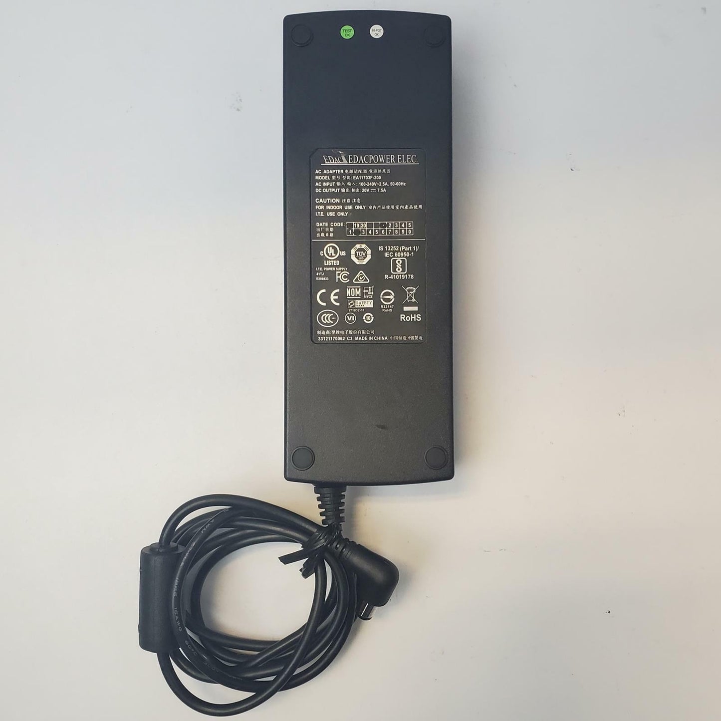 PLUGABLE TBT3-UDC1 Laptop Docking Station | Grade B