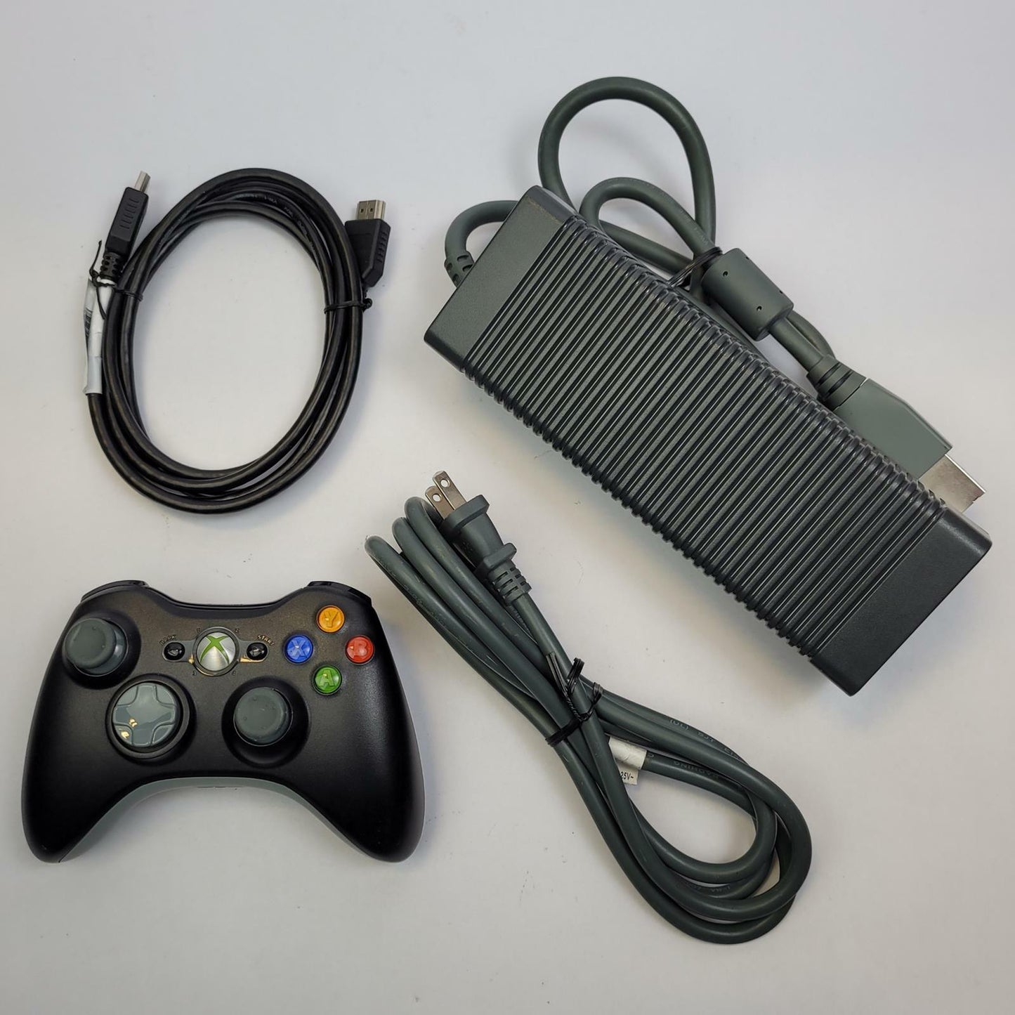 Microsoft Xbox 360 Console Bundle (No HDD)(Black) | Grade B | 10639