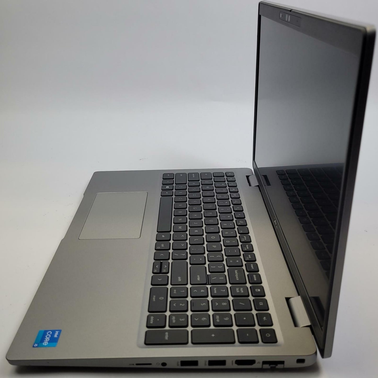 DELL LATITUDE 5520 Win 11 I5-1135G7 16GB RAM 256GB NVME | Grade C | 10702