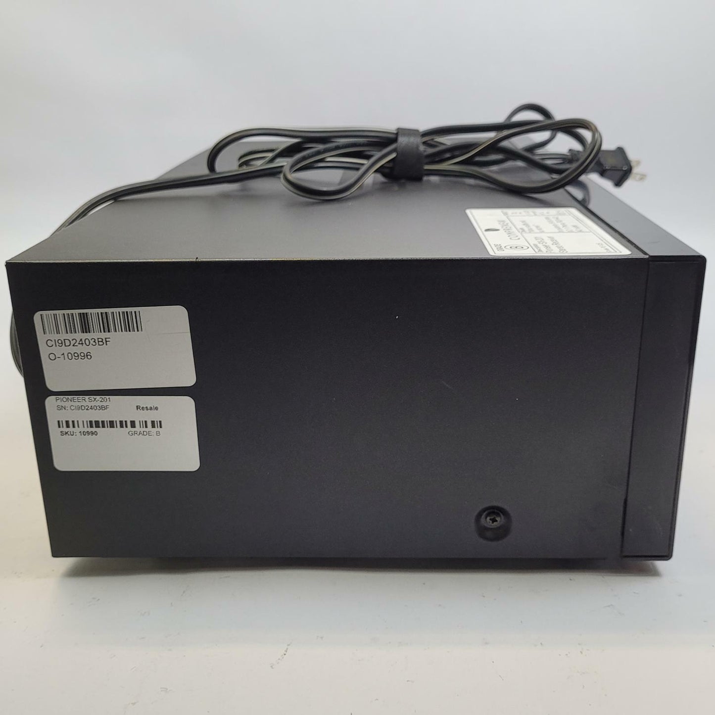 PIONEER SX-201 Stereo Receiver | Grade B