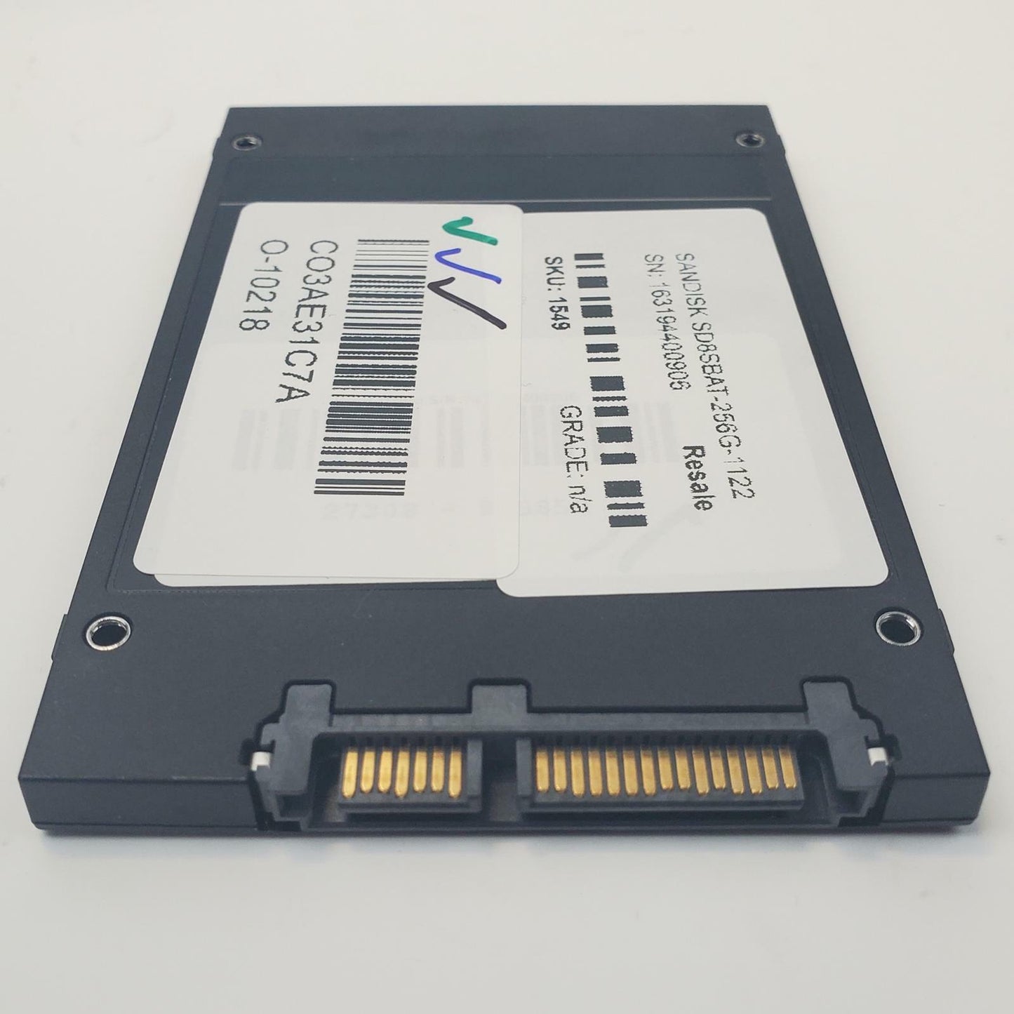 SanDisk SD8SBAT-256G-1122 256GB 2.5" SATA Internal SSD | Grade A