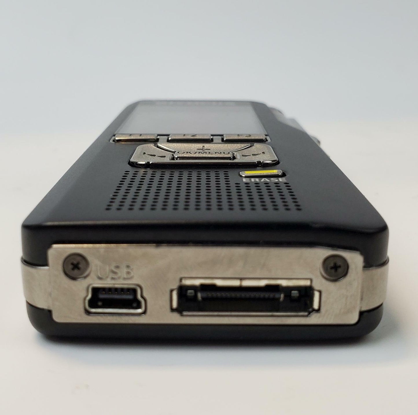 Olympus D-7000 Digital Voice Recorder | Grade D