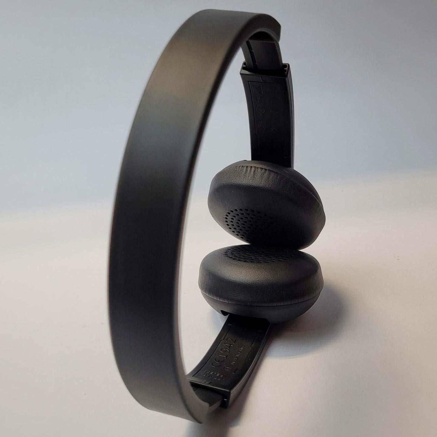 Skullcandy Uproar Bluetooth Wireless On-Ear Headphones | Grade A