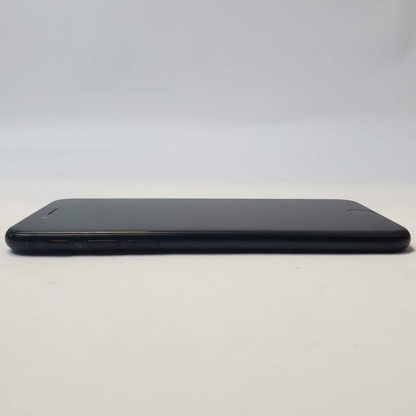 Apple iPhone SE MHG43LL/A 2nd Gen 64GB Unlocked Smartphone (Black) | Grade C