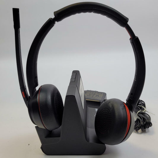 Plantronics W8200B USB-C Wireless Headset w/ Base Stand | Grade A