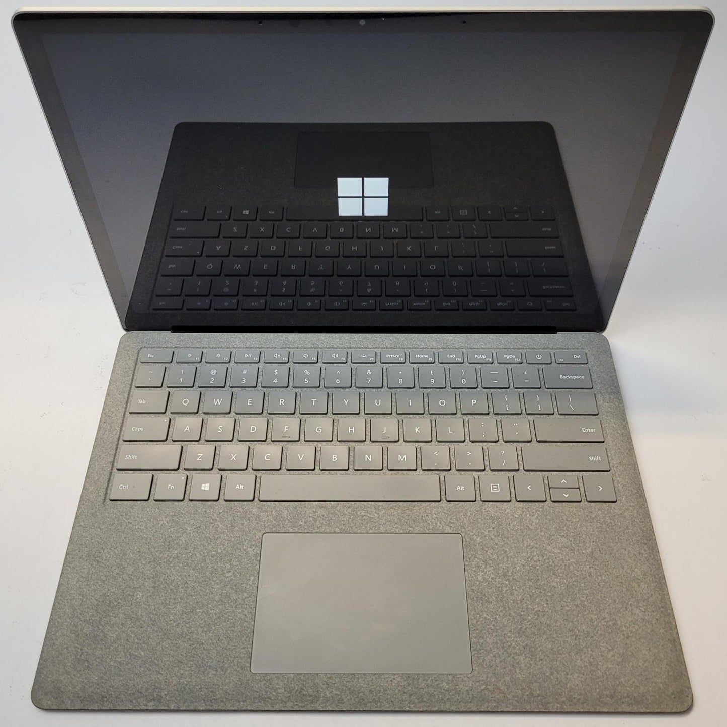 MICROSOFT 1769 Windows 11 Home I5-8350U 8GB RAM 256GB NVME | Grade B