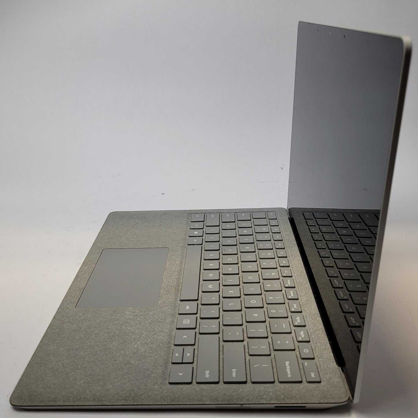 MICROSOFT 1769 Windows 11 Home I5-8350U 8GB RAM 256GB NVME | Grade B