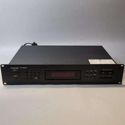 TASCAM TU-690 Rack Mount AM/FM Tuner | Grade B