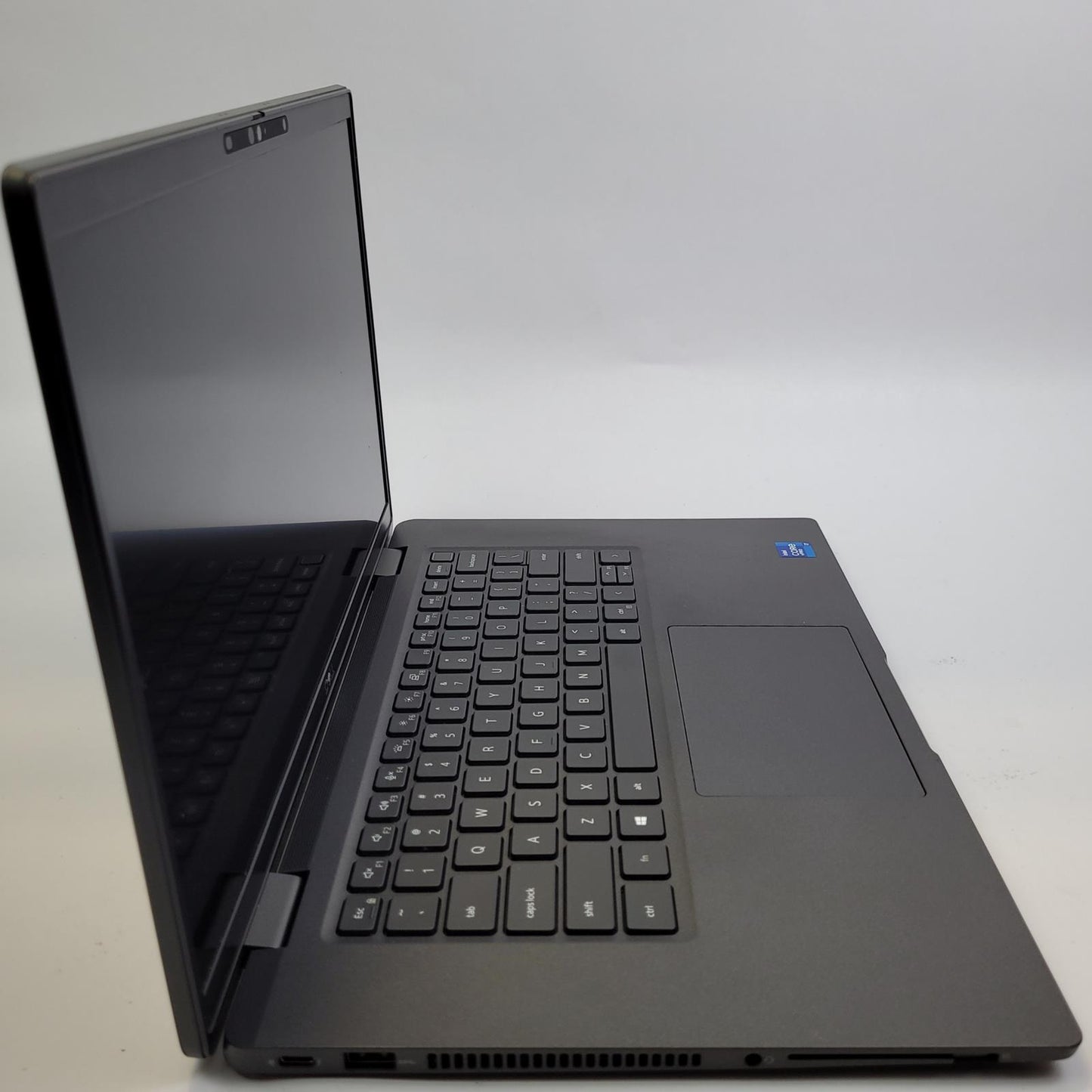 DELL LATITUDE 7520 Windows 11 Home i7-1185G7 16GB RAM 512GB NVME | Grade C | 10710a