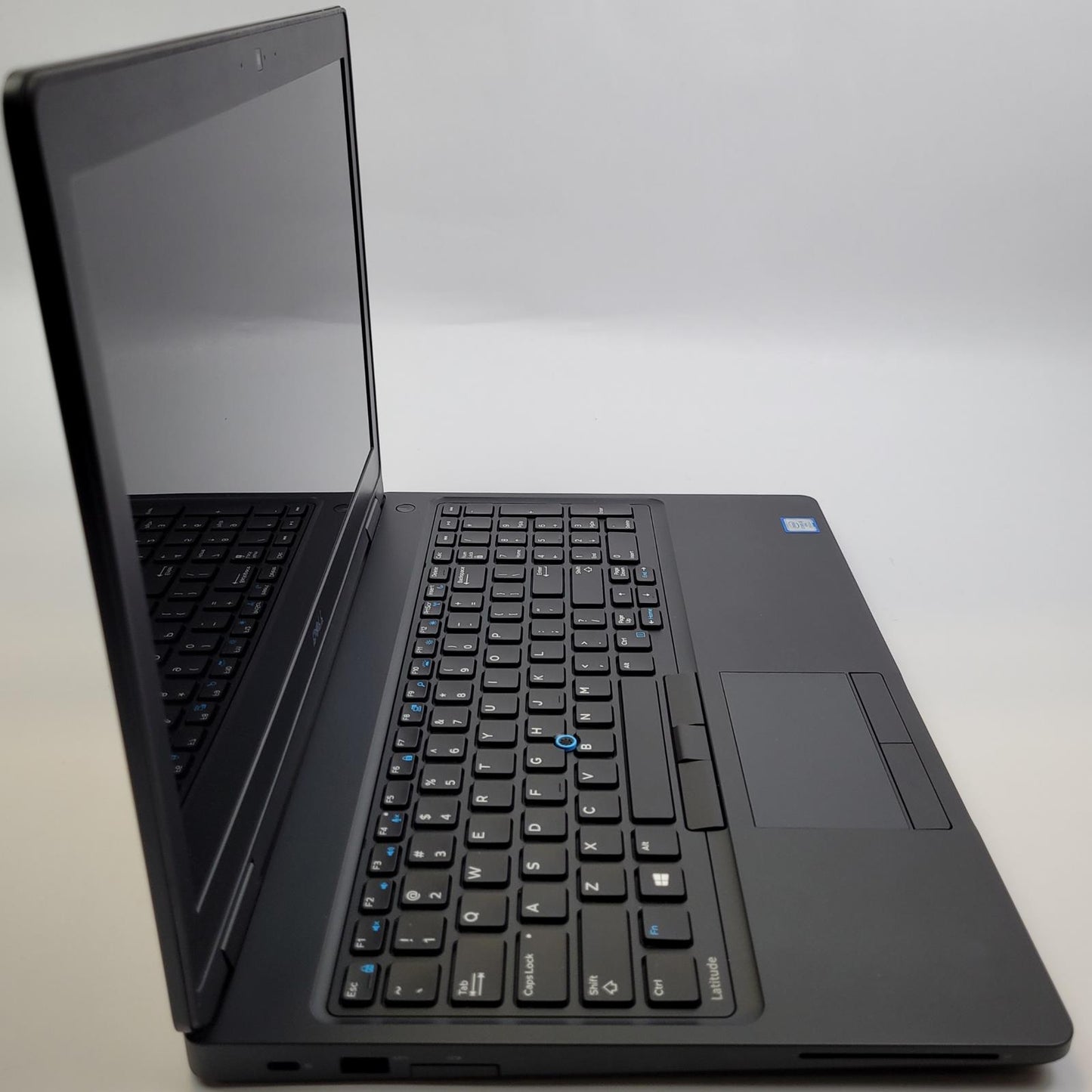 DELL LATITUDE 5590 Linux Manjaro i5-7300U 16GB RAM 128GB NVME | Grade B