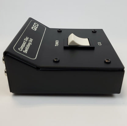 QED CD-S CD/Tuner RCA Switch | Grade A - ShopComprenew