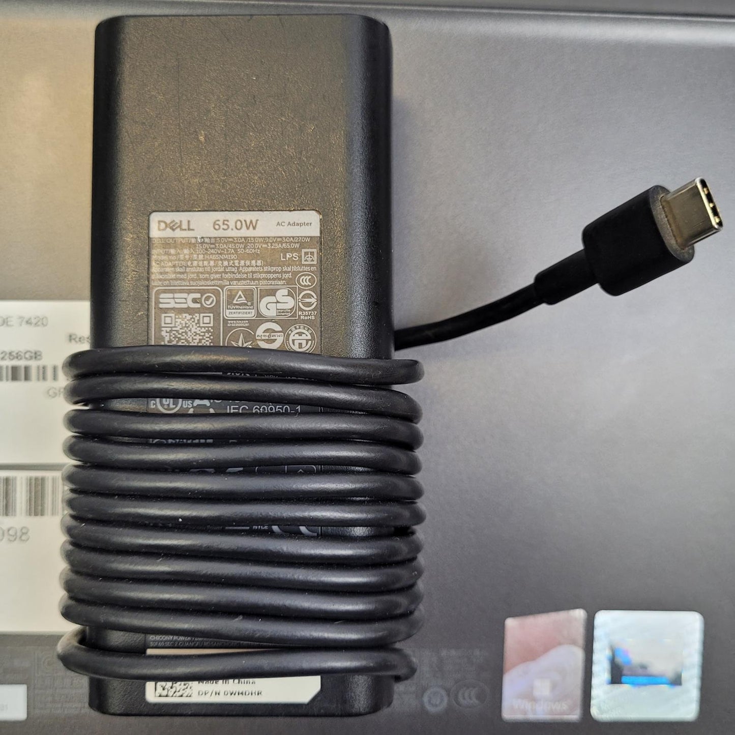 DELL LATITUDE 7420 Windows 11 Home I5-1145G7 16GB RAM 256GB NVME | Grade B