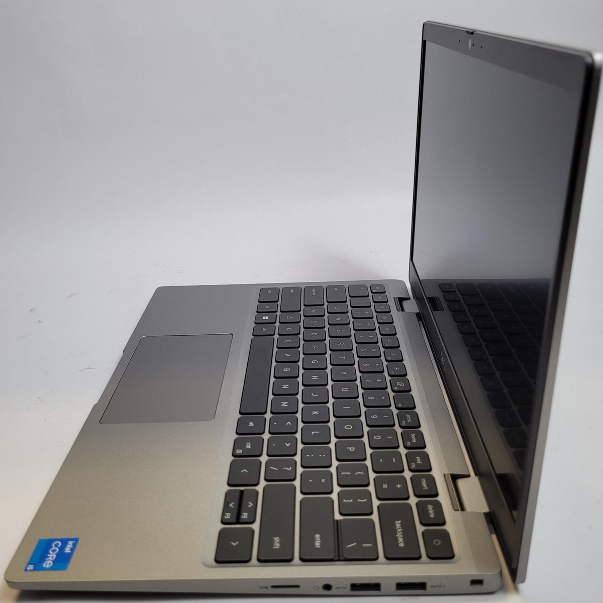DELL LATITUDE 3330 Windows 11 Home Core i5 1155G7 8GB RAM 256GB NVME | Grade B