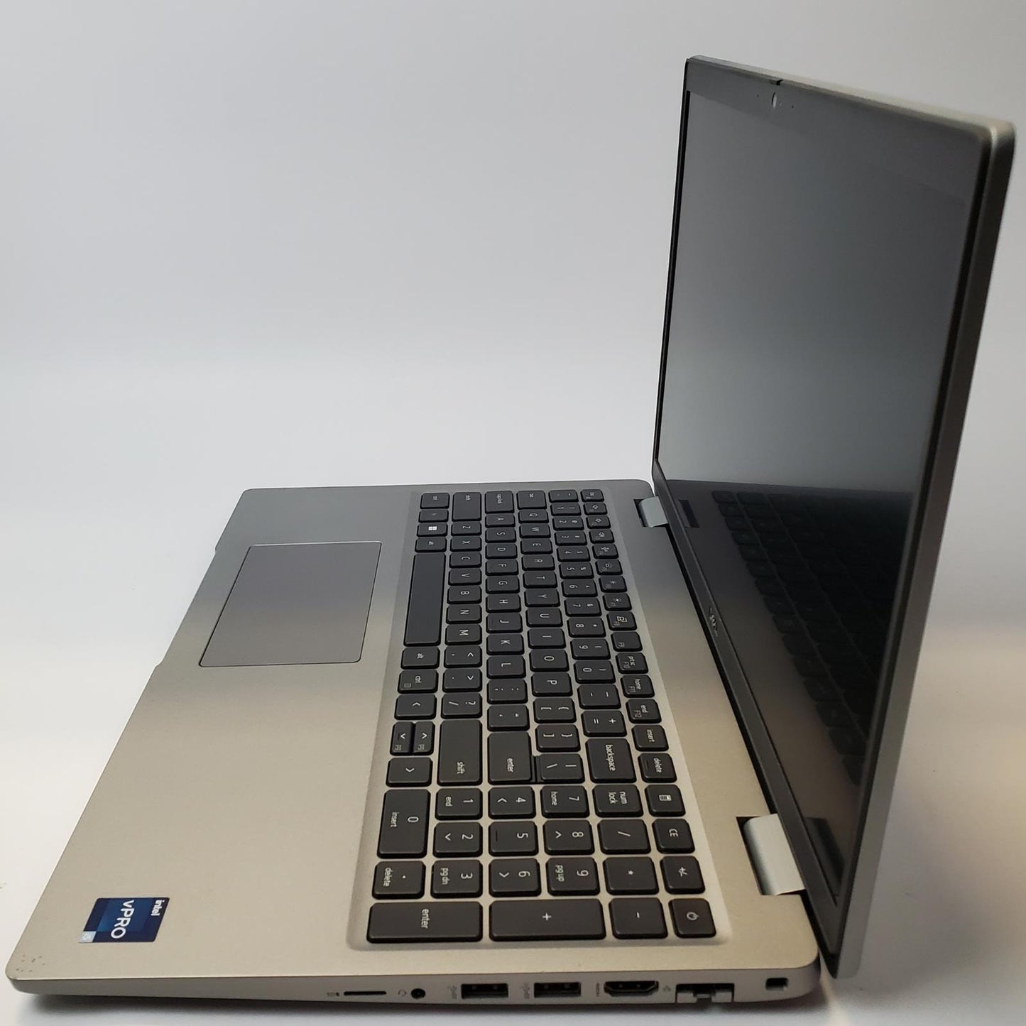 DELL LATITUDE 5530 Win 11 Home I5-1245U 16GB RAM 256GB NVME | Grade C | 8101