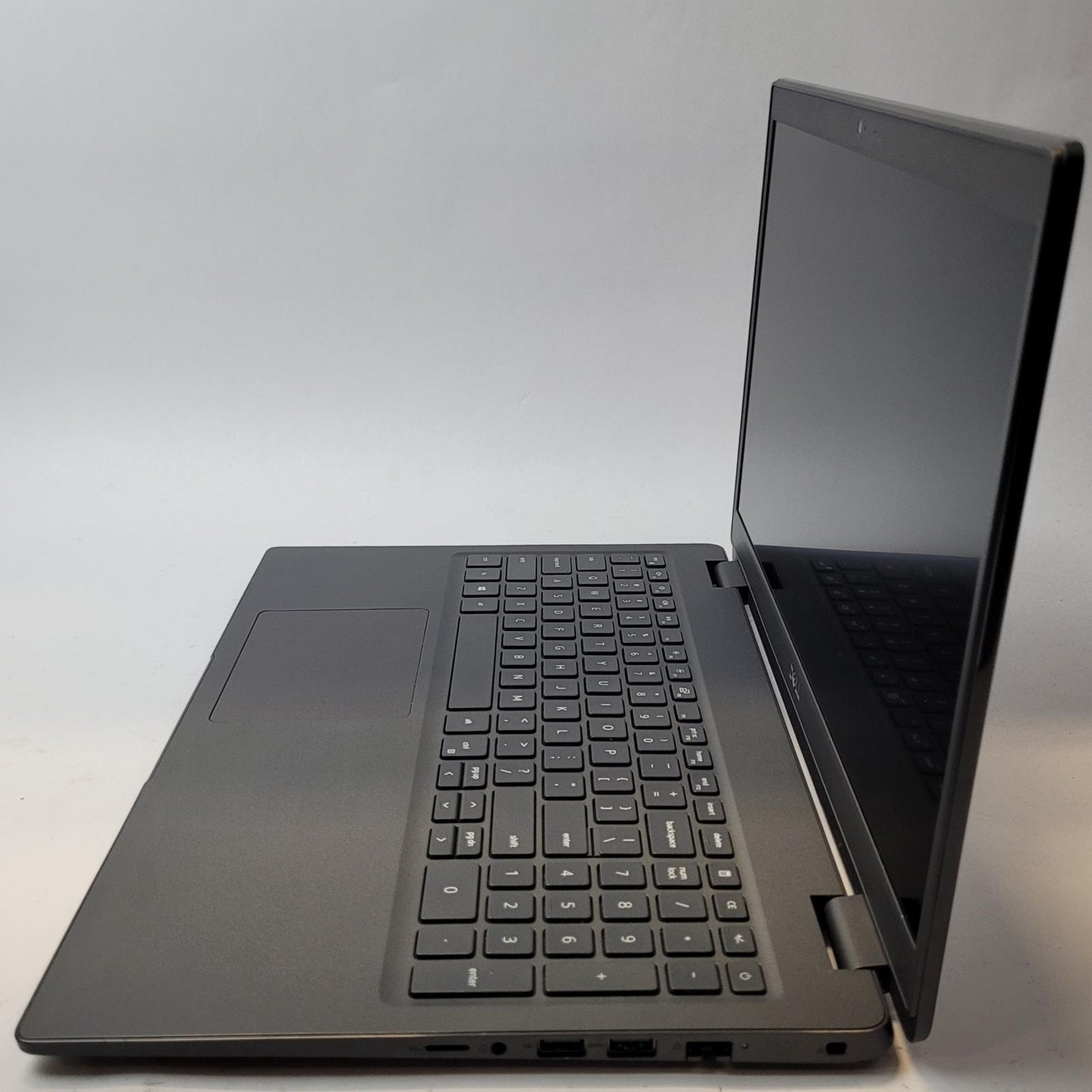 DELL LATITUDE 3510 Win 11 Home I5-10210U 16GB RAM 256GB NVME | Grade B | 9897