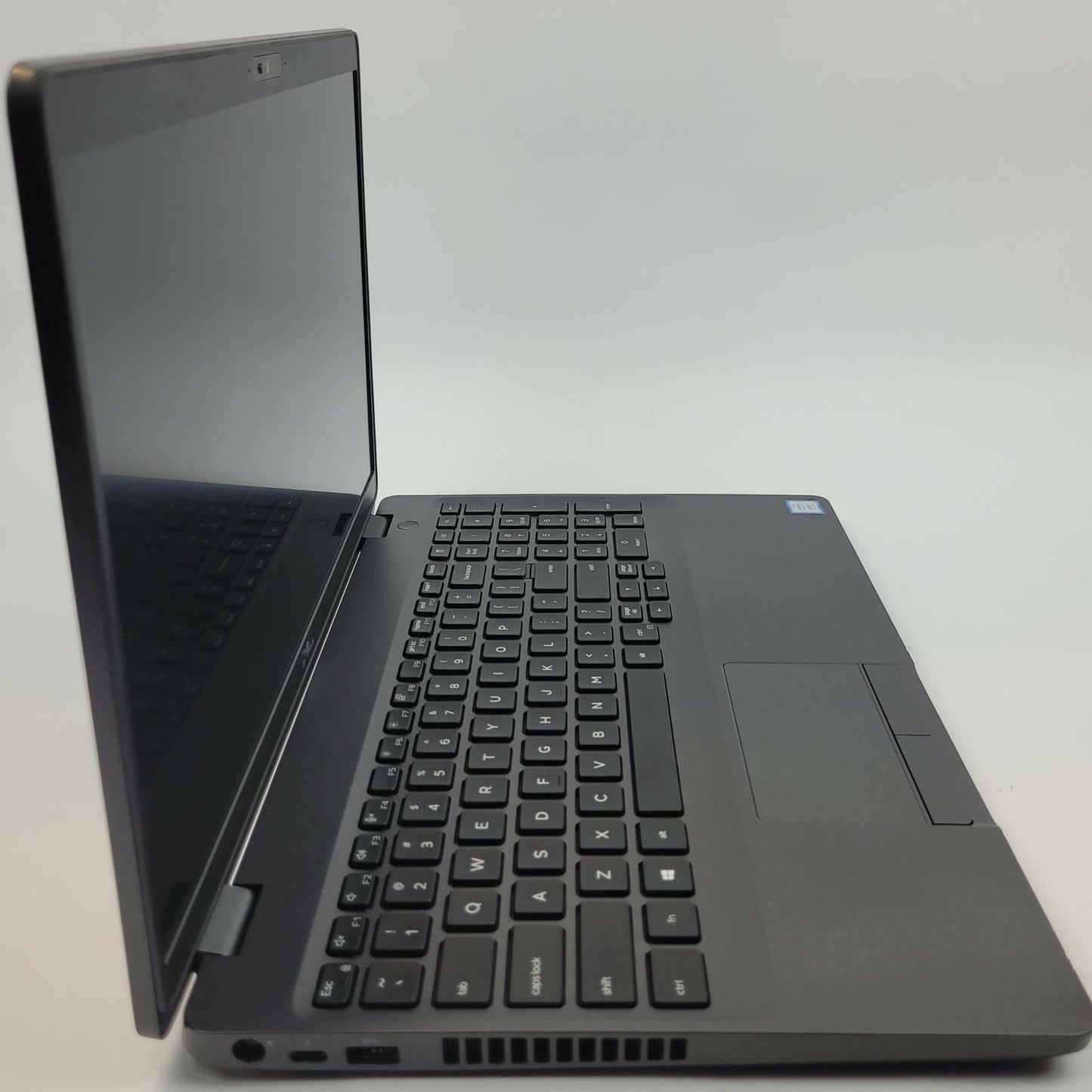 DELL PRECISION 3541 Win 11 i7-9750H 16GB RAM 512GB NVME 4GB GPU | Grade C