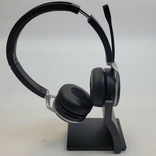 Grandstream GUV3050 USB/Bluetooth Wireless Headset w/ Stand | Grade A