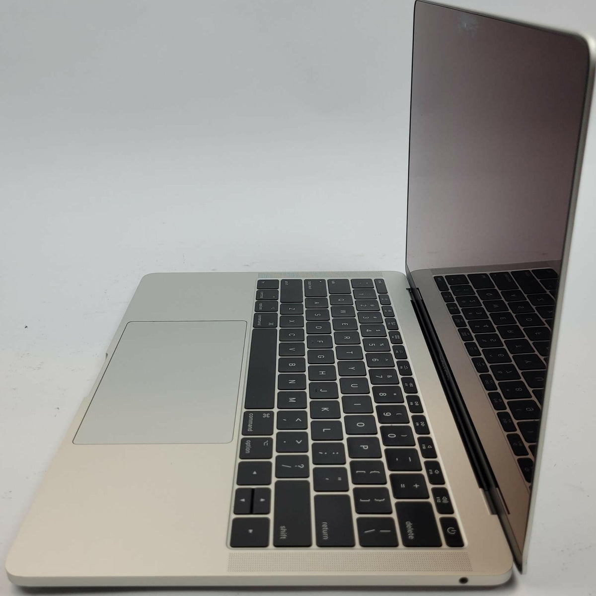 APPLE MacBook Pro A1708 MacOS Ventura i5-7360U 8.00GB RAM 251GB NVME | Grade D