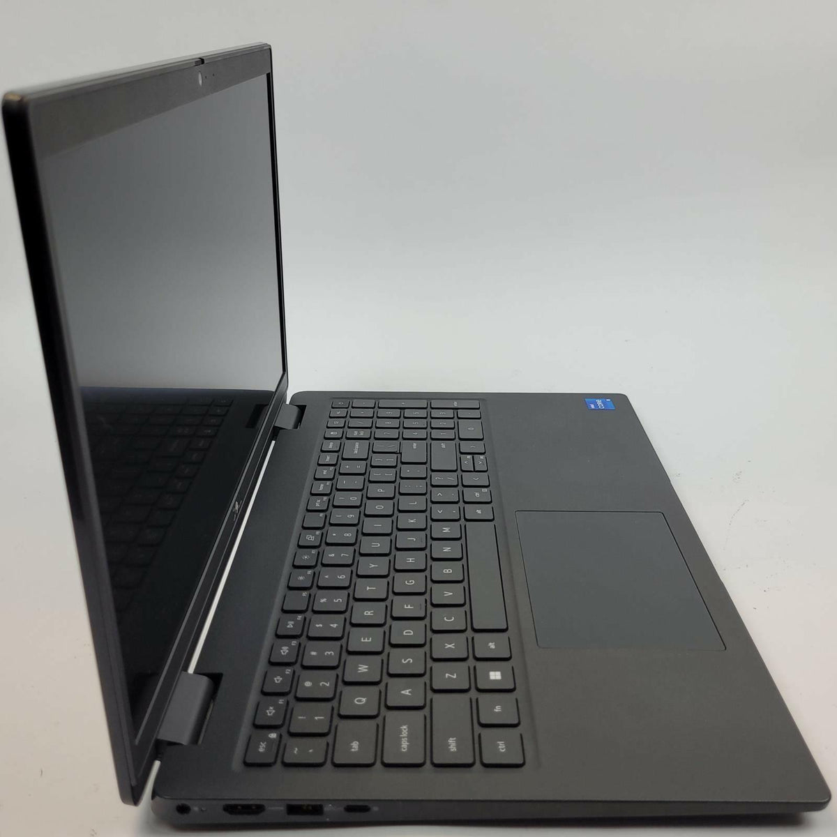 DELL LATITUDE 3520 Windows 11 Home Core i5 1135G7 8GB RAM 256GB NVME | Grade C