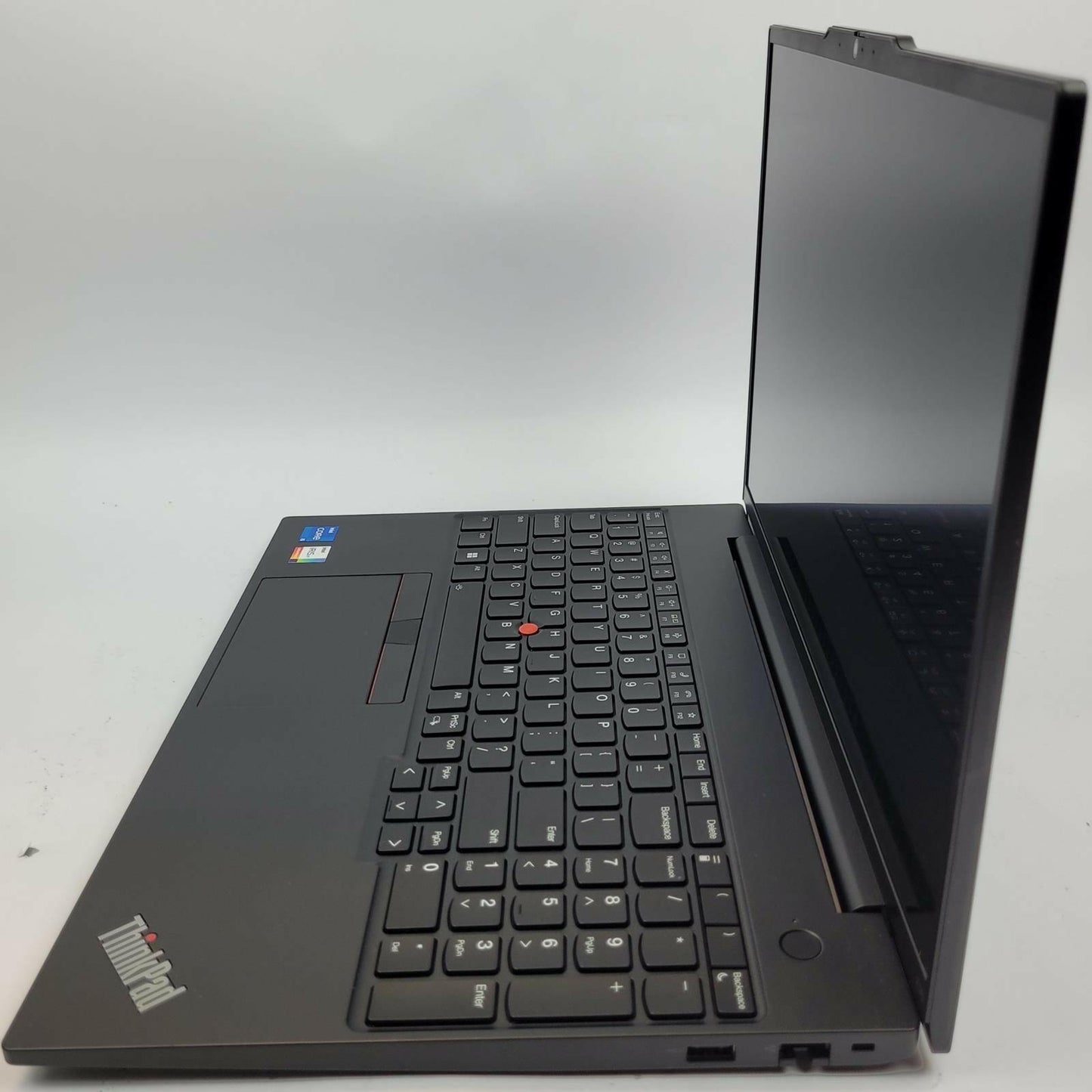 LENOVO ThinkPad E16 G1 Win 11 i5-1335U 16GB RAM 256GB+256GB NVMe | Grade B