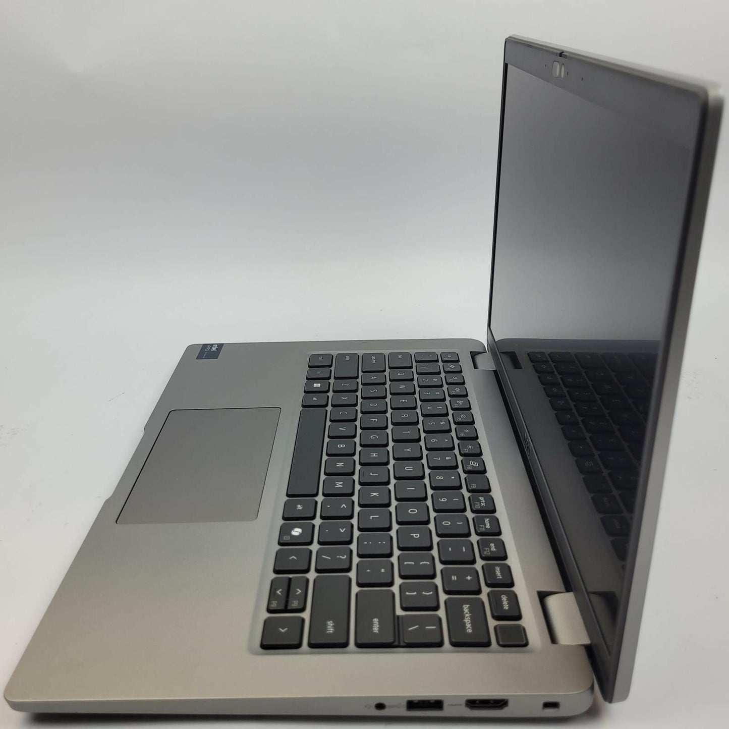 DELL LATITUDE 5450 Windows 11 Home Ultra 5 135U 8GB RAM 128GB NVME | Grade B