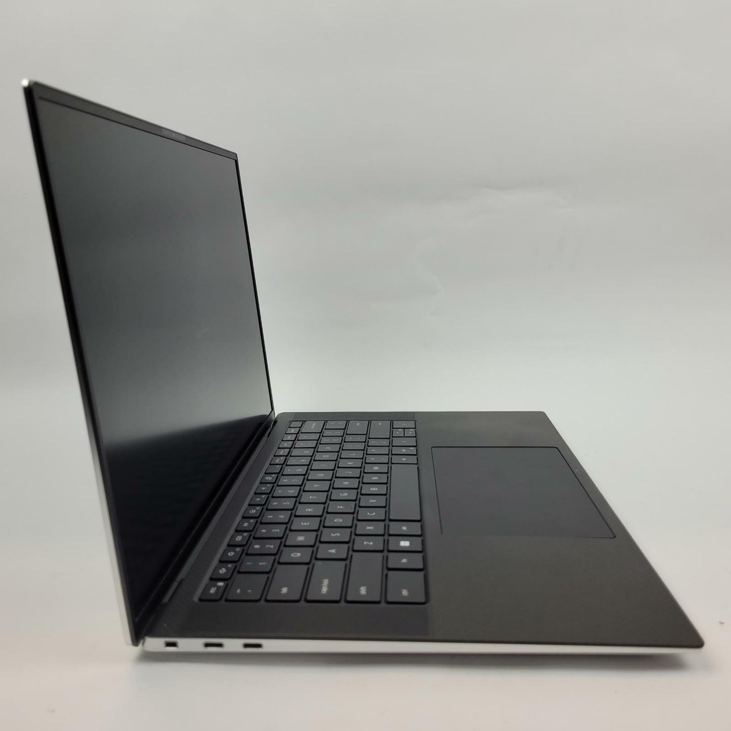DELL XPS 15 9520 Windows 11 Home Core i7 12700H 32GB RAM 256GB NVME | Grade C