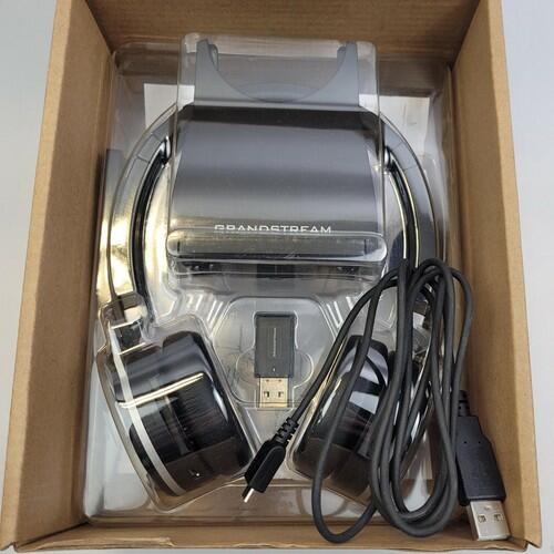 Grandstream GUV3050 USB/Bluetooth Wireless Headset w/ Stand | Grade A