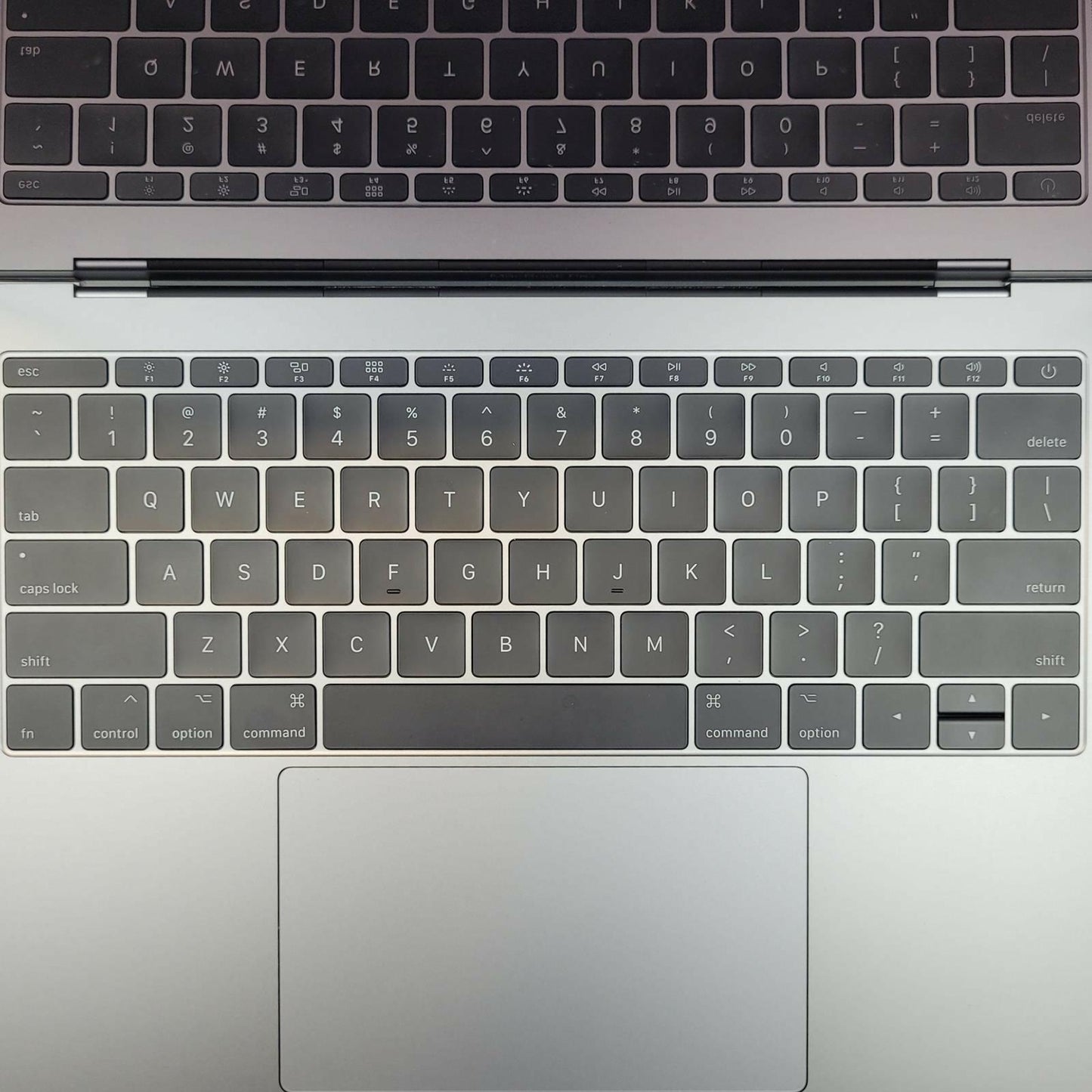 APPLE MacBook Pro A1708 MacOS Ventura i5-7360U 8.00GB RAM 251GB NVME | Grade C