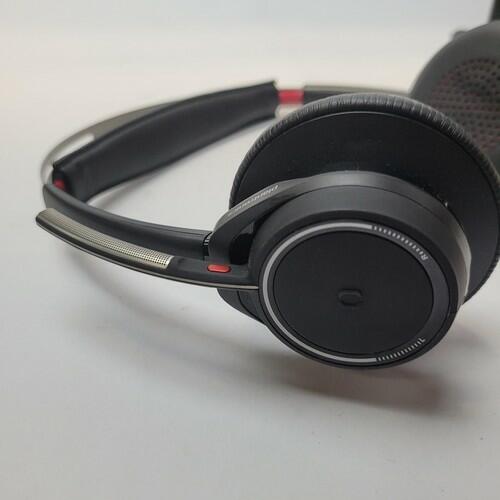 Poly Voyager Focus B825-M USB-A Wireless Headset | Grade A
