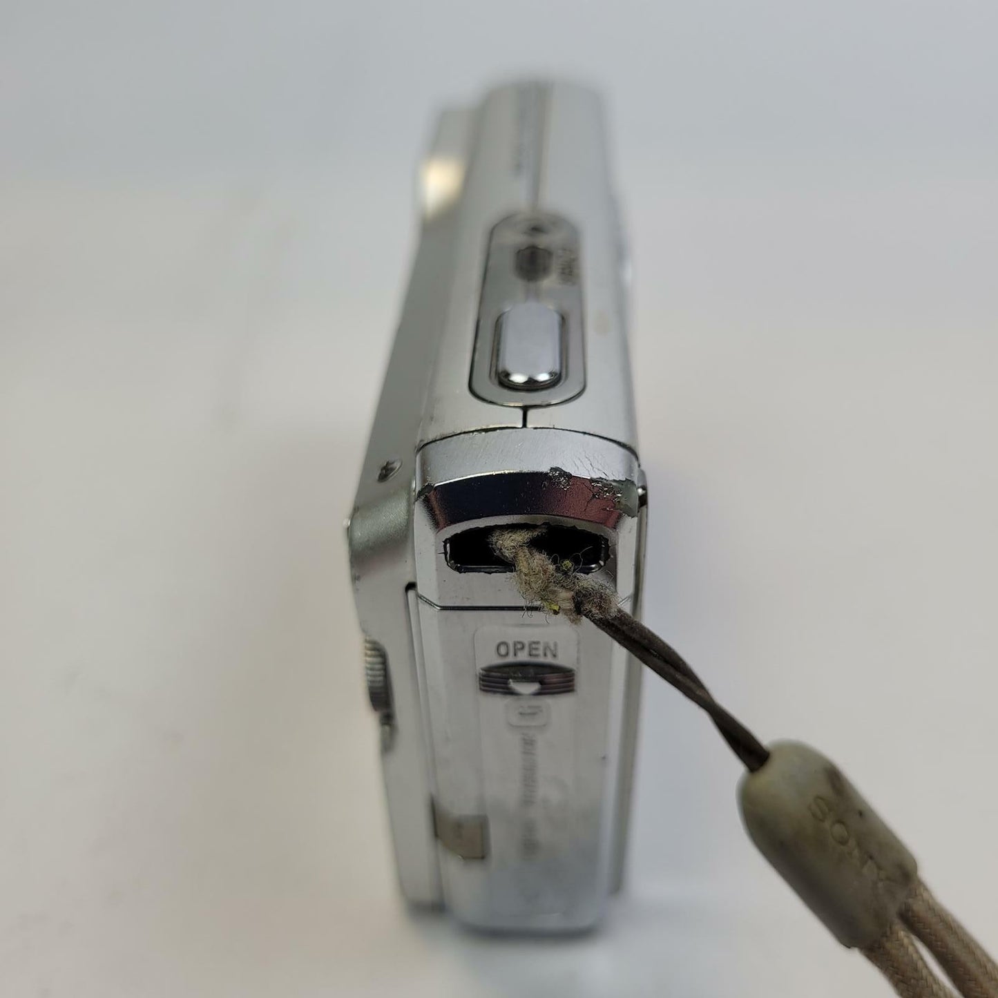 Sony CyberShot DSC-W80 Digital Camera | Grade B