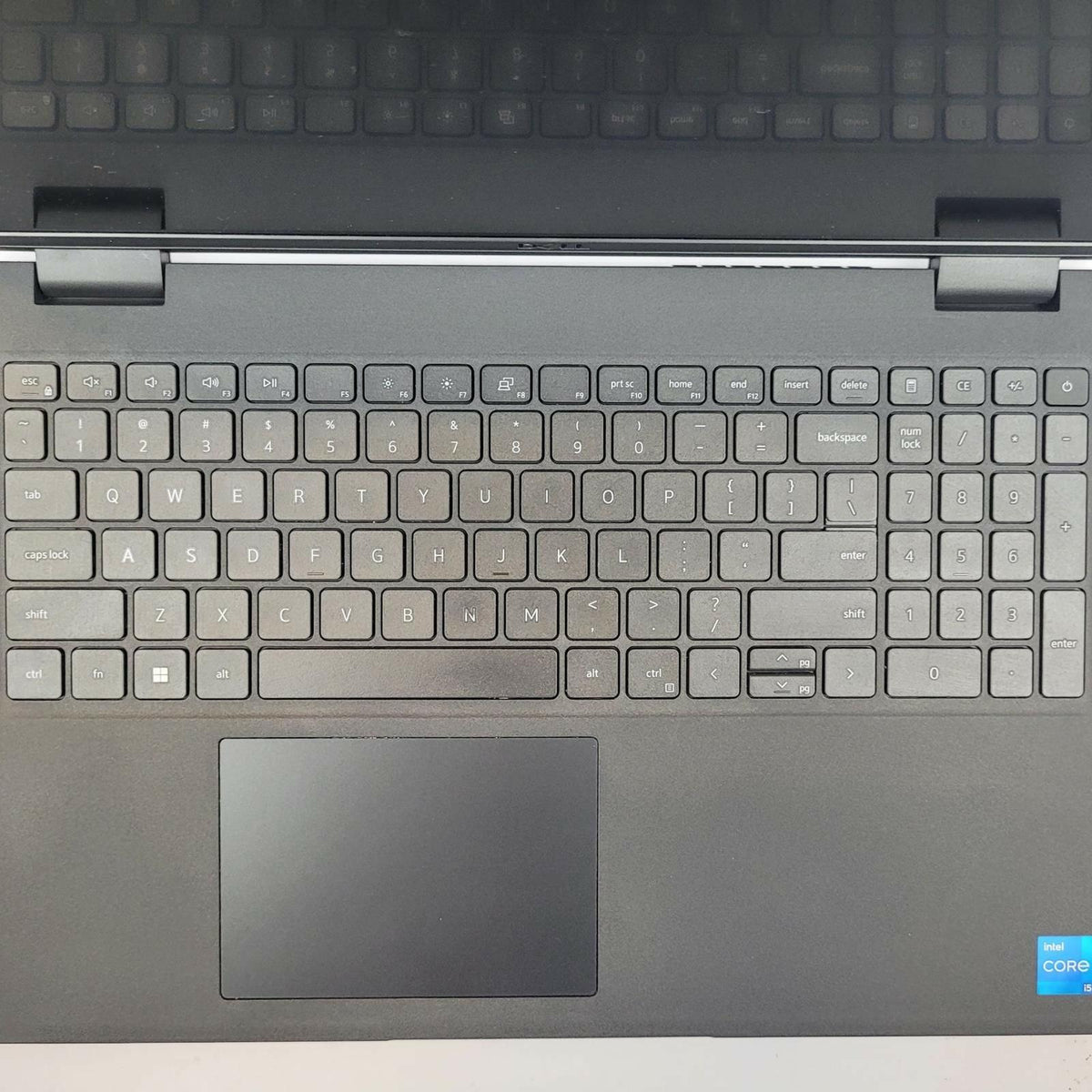 DELL LATITUDE 3520 Win 11 i5 1135G7 8GB RAM 256GB NVME | Grade C | 18845