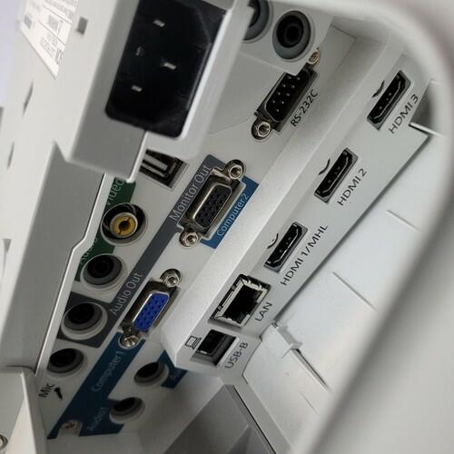 EPSON 685WI Digital Projector + Remote | Grade B | 9048