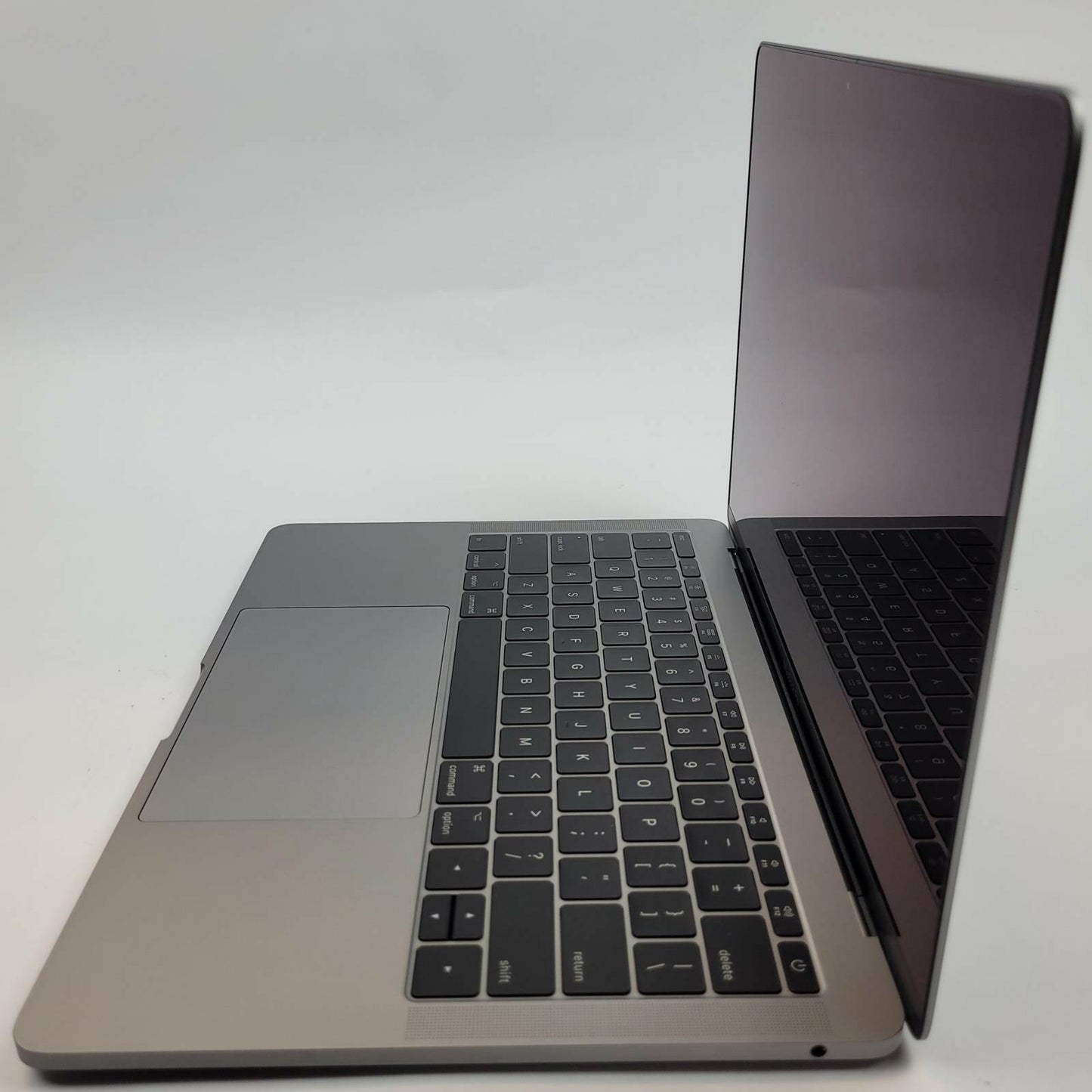 APPLE MacBook Pro A1708 MacOS Ventura i5-7360U 8.00GB RAM 251GB NVME | Grade C