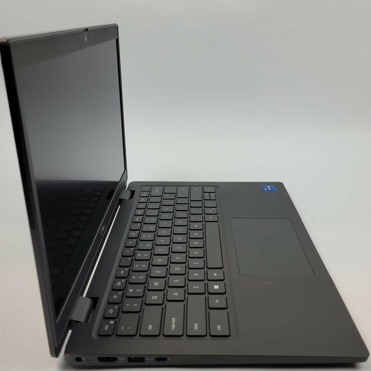 DELL LATITUDE 3420 Win 11 i7-1165G7 8GB RAM 256GB NVME | Grade C