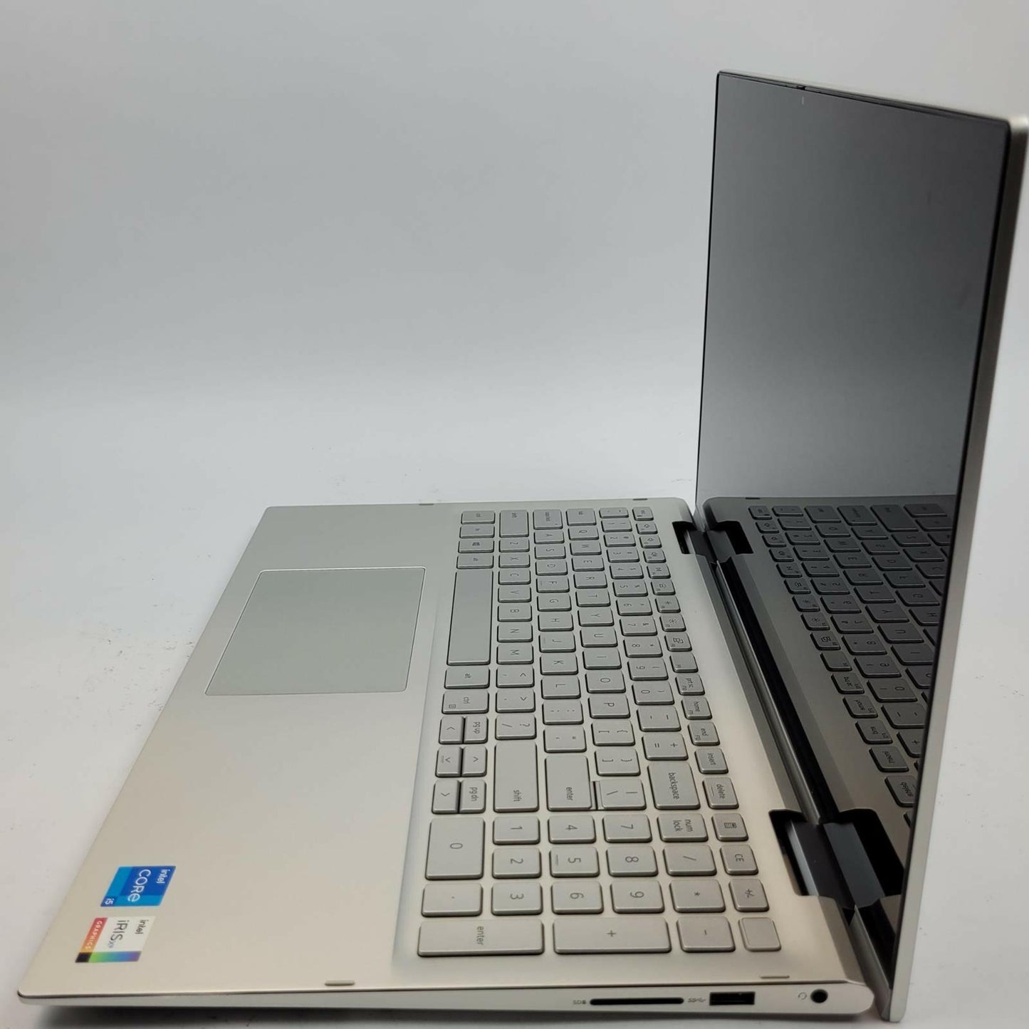 DELL Inspiron 5406 2n1 Win 11 i5-1135G7 16GB RAM 256GB NVME | Grade B
