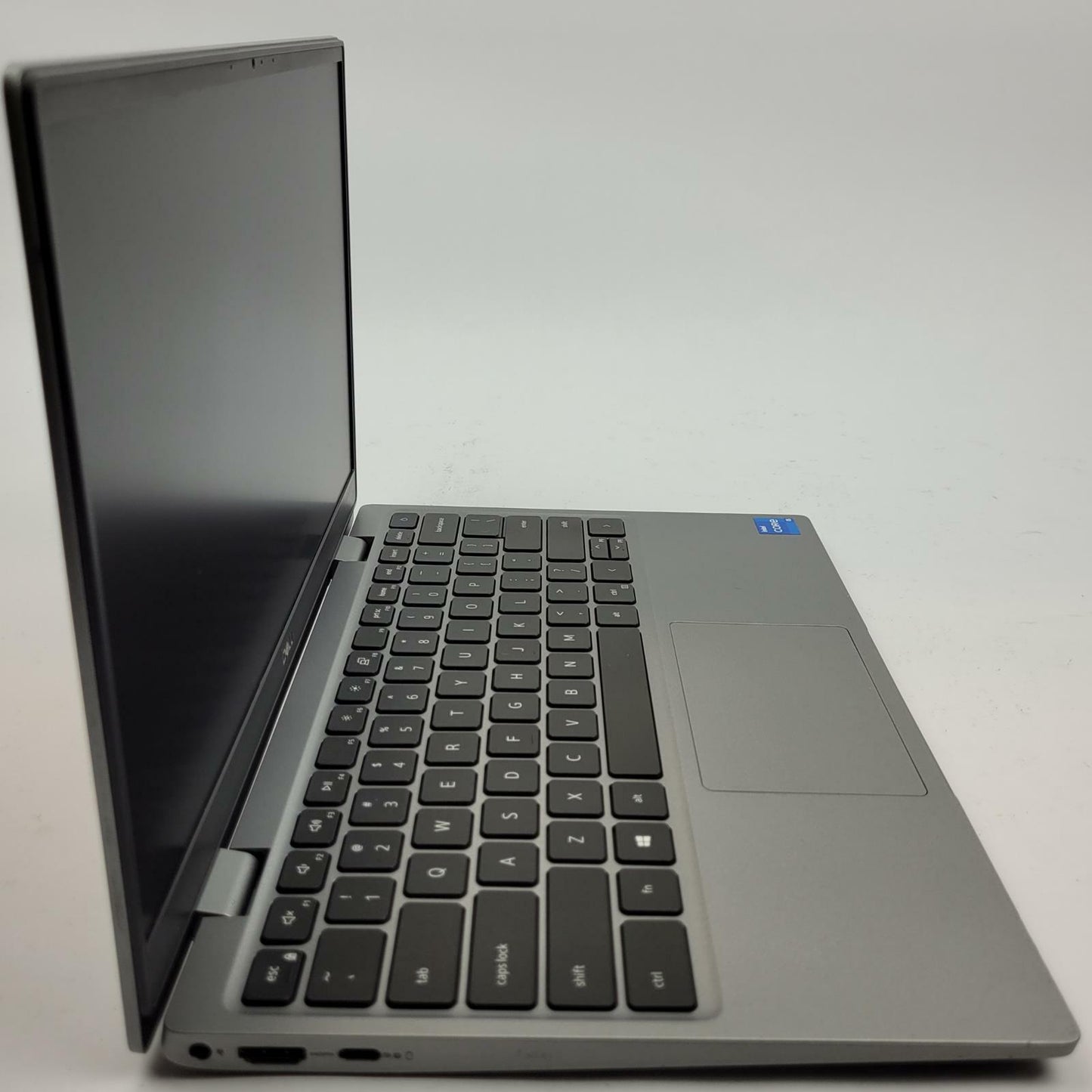DELL LATITUDE 3320 Win 11 i5-1135G7 8GB RAM 256GB NVME | Grade C | 16558