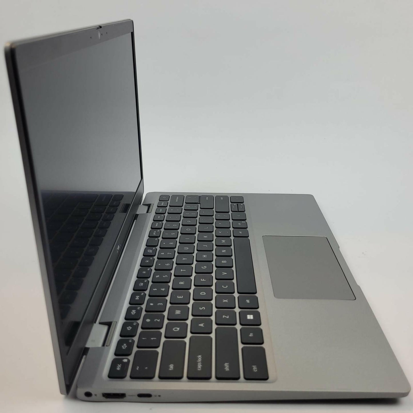 DELL LATITUDE 3330 Win 11 i5-1155G7 8GB RAM 256GB NVME | Grade B | 18736