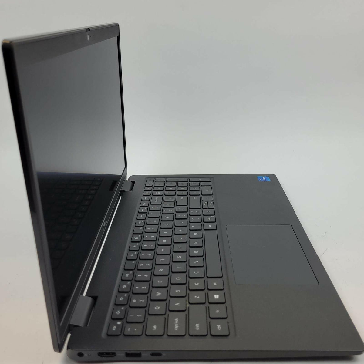 DELL LATITUDE 3520 Windows 11 Home Core i5 1135G7 8GB RAM 256GB NVME | Grade C
