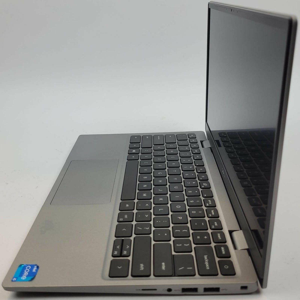 DELL LATITUDE 3320 Win 11 i5-1135G7 8GB RAM 256GB NVME | Grade C | 18809