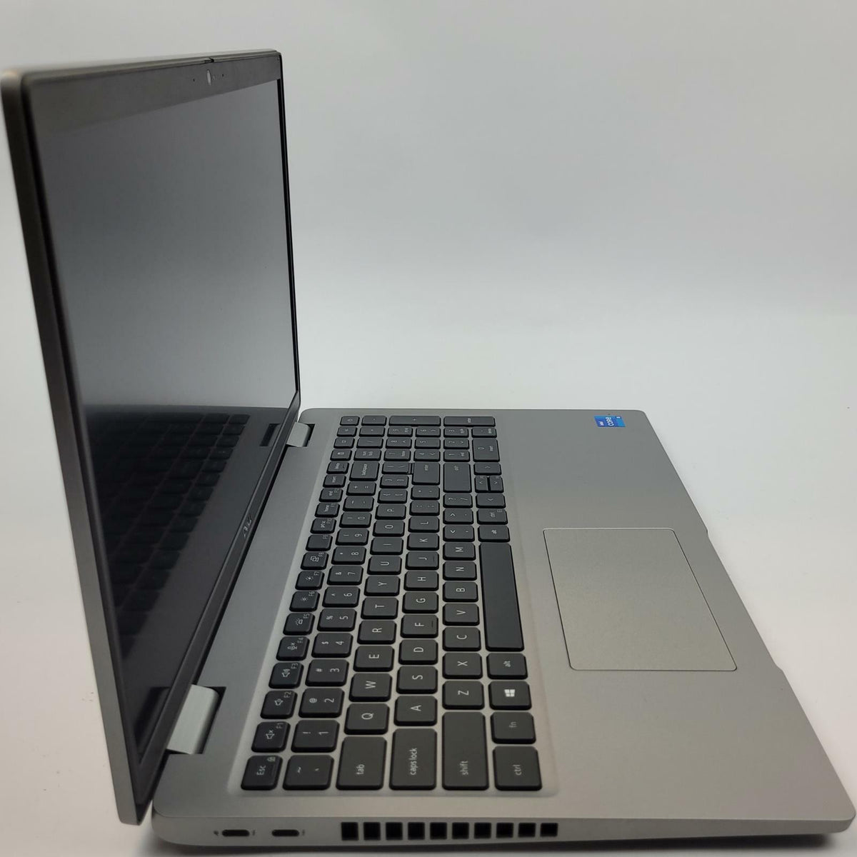 DELL LATITUDE 5520 Win 11 i5-1135G7 16GB RAM 256GB NVME | Grade C | 19086