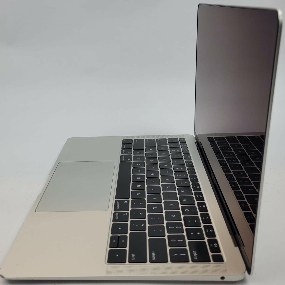 APPLE MacBook Air A1932 MacOS Sonoma i5-8210Y 8GB RAM 251GB NVMe | Grade D