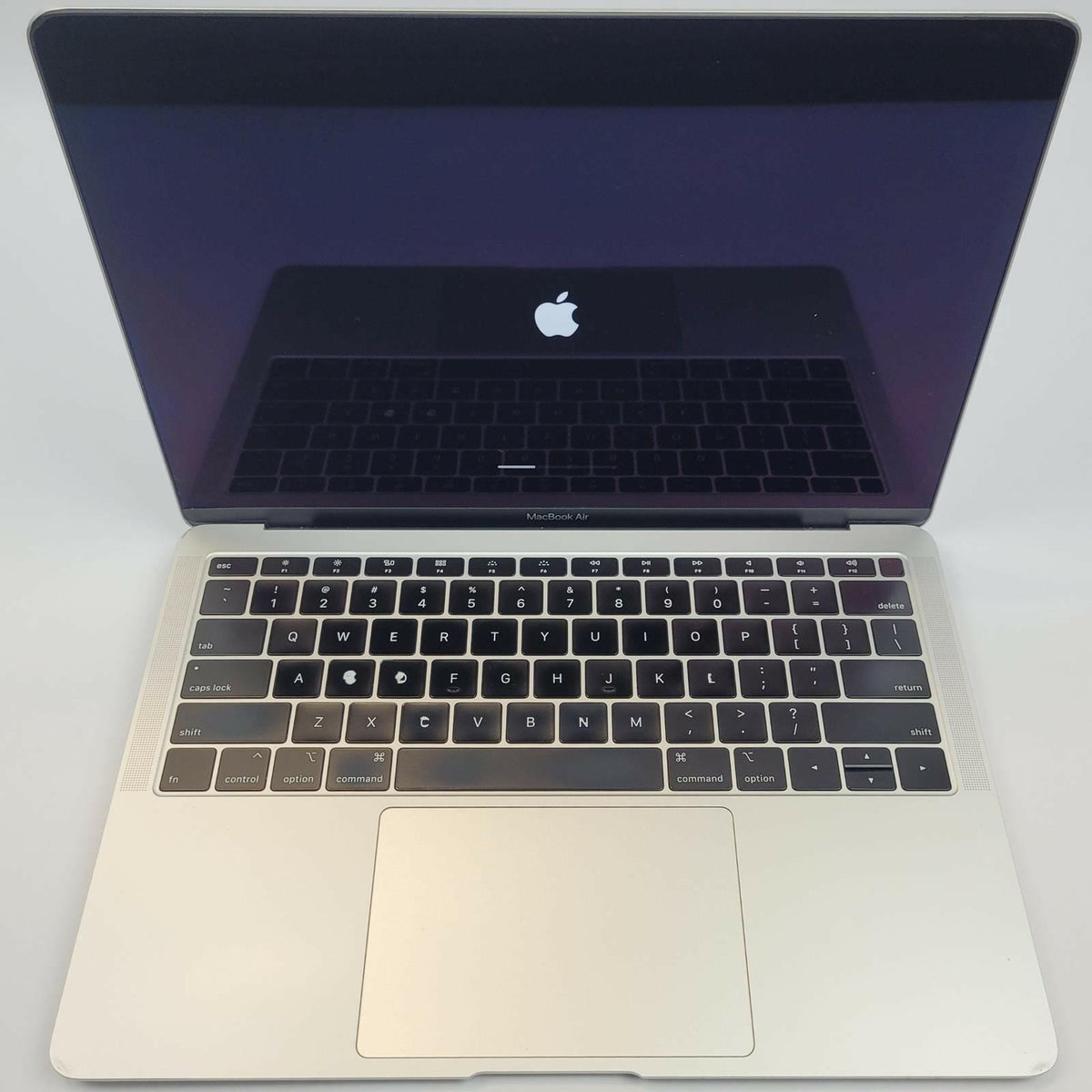 APPLE MacBook Air A1932 MacOS Sonoma i5-8210Y 8GB RAM 121GB NVMe | Grade C