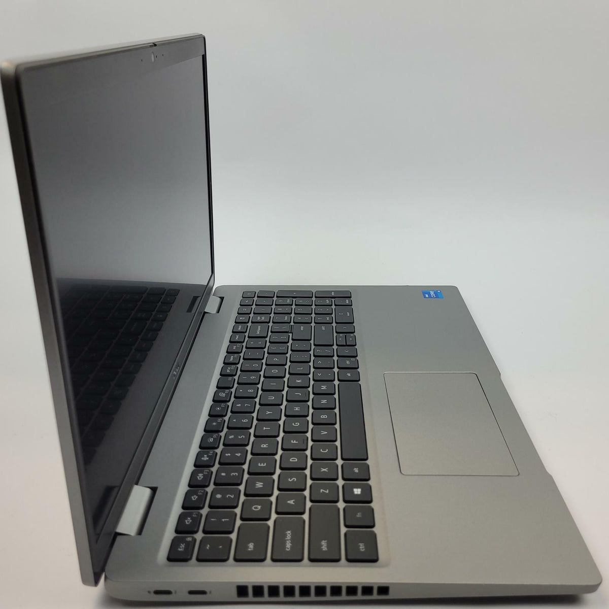 DELL LATITUDE 5520 Win 11 i5-1135G7 8GB RAM 256GB NVME | Grade C