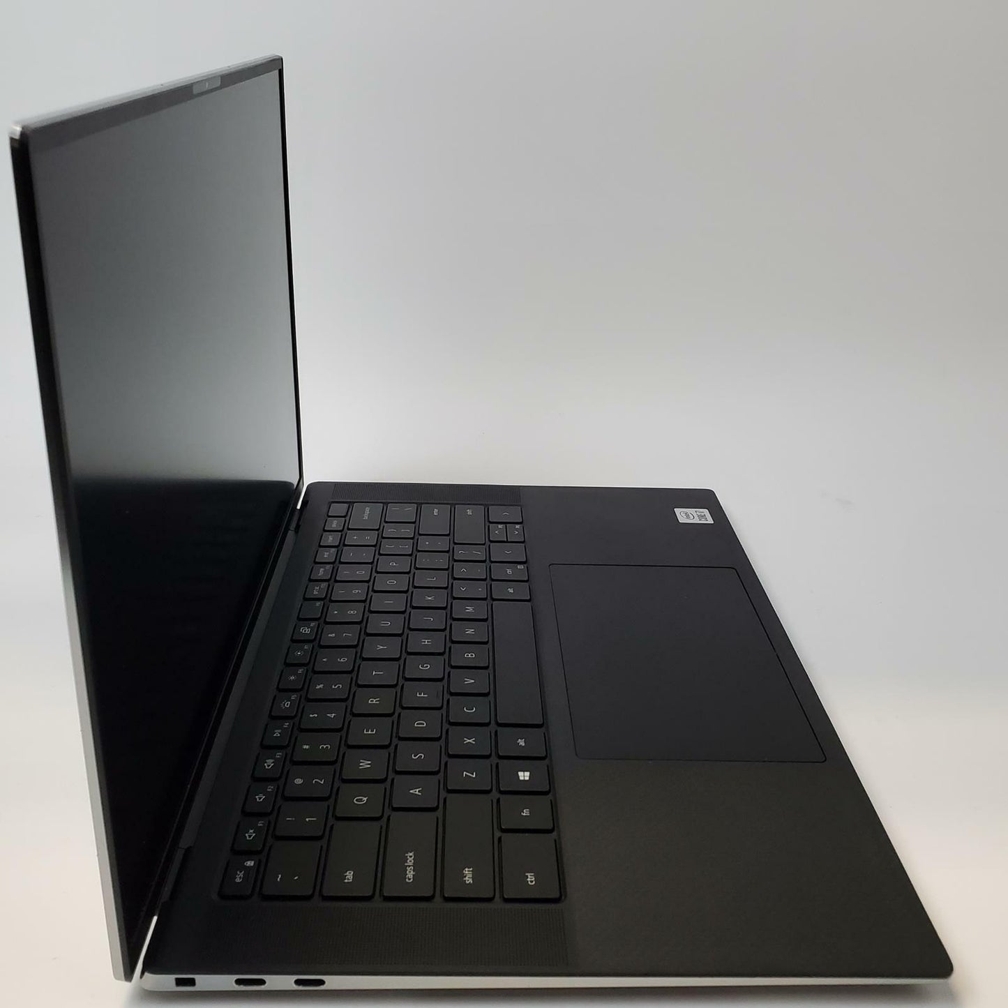 Dell Precision 5550 Win 11 Home i7-10750H 32GB RAM 512GB NVMe 4GB GPU | Grade C