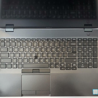 DELL LATITUDE 5500 Win 11 Home i5-8265U 16GB RAM 240GB M.2 | Grade C | 8170