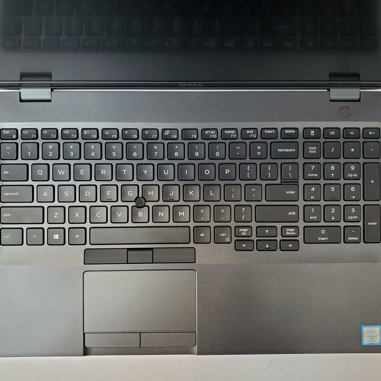 DELL LATITUDE 5500 Win 11 Home I7-8665U 16GB RAM 250GB M.2 | Grade C | 8163