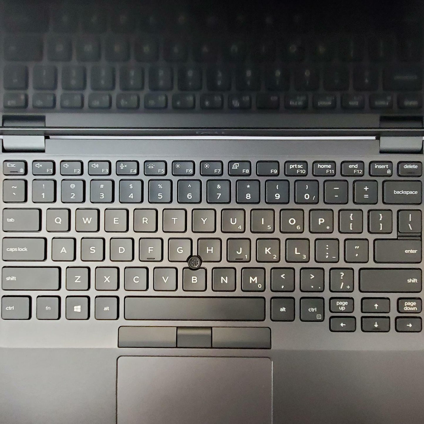 DELL LATITUDE 5400 Win 11 Home I7-8665U 16GB RAM 256GB M.2 | Grade C | 8155