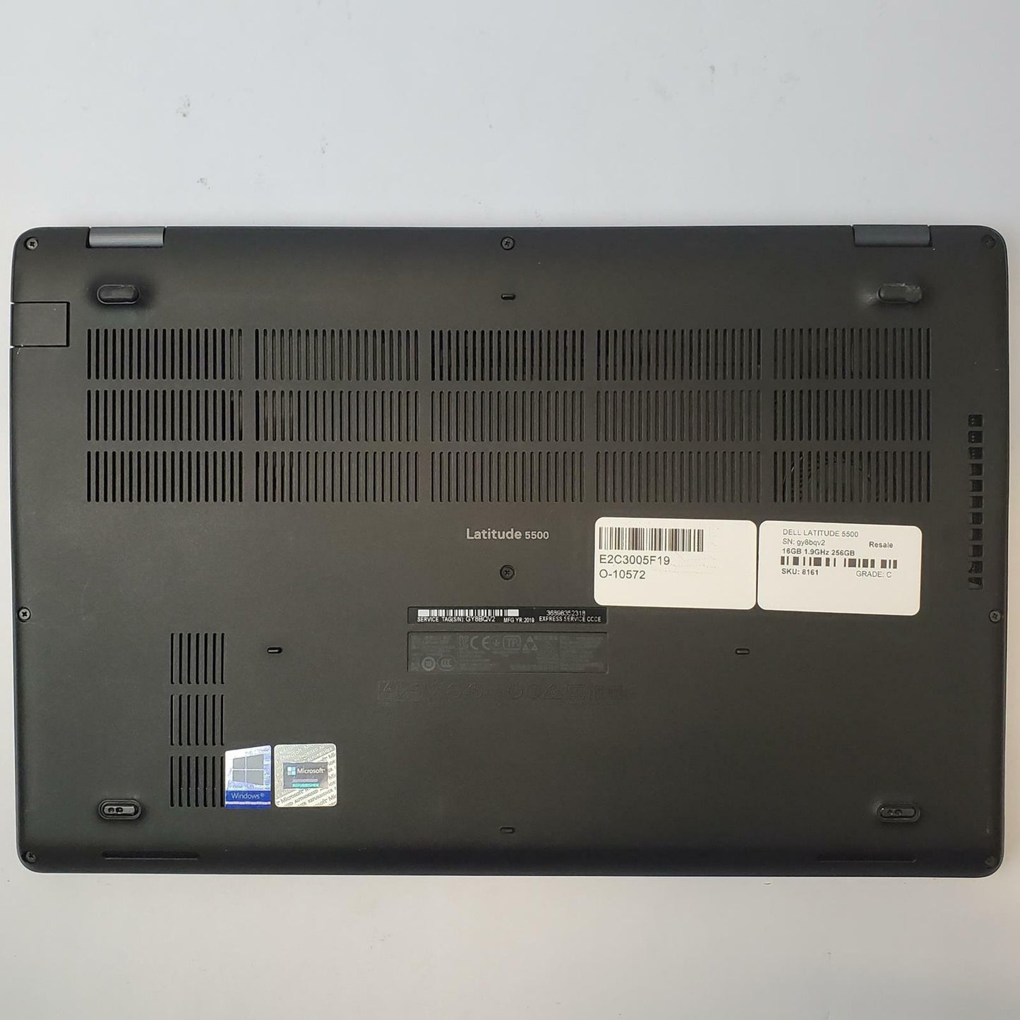 DELL LATITUDE 5500 Win 11 Home I7-8665U 16GB RAM 256GB M.2 | Grade C | 8161