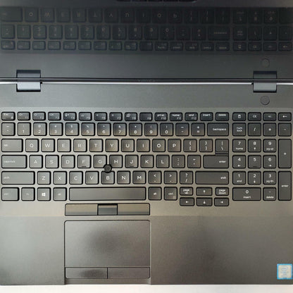 DELL LATITUDE 5500 Win 11 Home I7-8665U 16GB RAM 256GB M.2 | Grade C | 8158